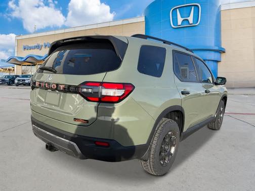 2026 Honda Pilot TrailSport
