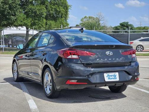 2020 Hyundai ELANTRA SEL