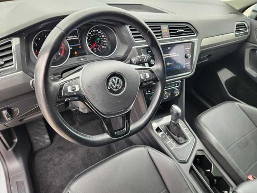 2019 Volkswagen Tiguan 2.0T SE