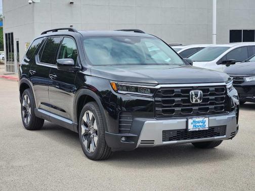 Crystal Black Pearl 2026 Honda Pilot Elite