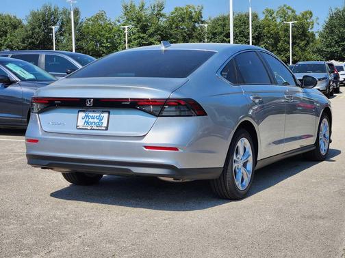 2025 Honda Accord LX