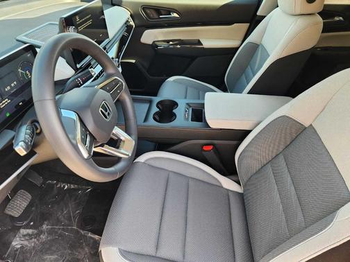 White Pearl 2026 Honda Prologue EX
