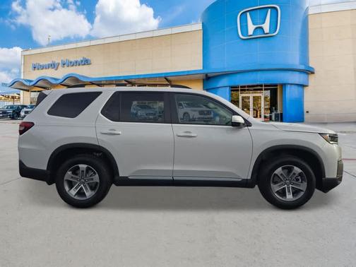 Platinum White Pearl 2026 Honda Pilot EX-L