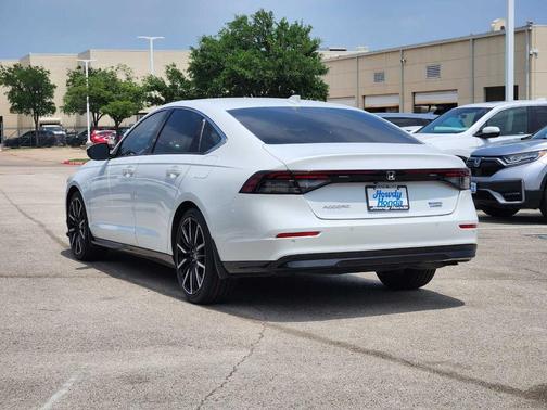Platinum White Pearl 2023 Honda Accord Hybrid Touring