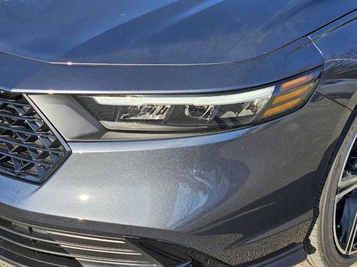 Meteorite Gray Metallic 2026 Honda Accord SE