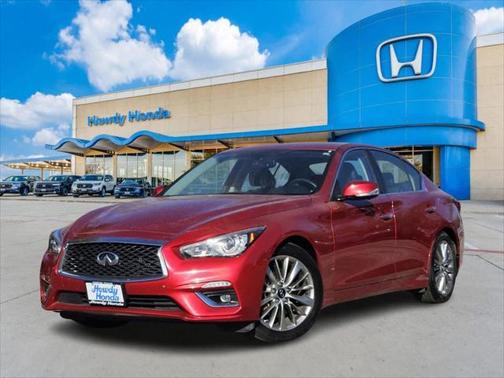 2023 INFINITI Q50 LUXE