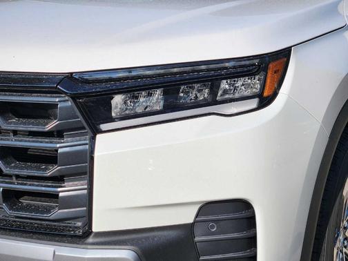 Platinum White Pearl 2026 Honda Pilot EX-L