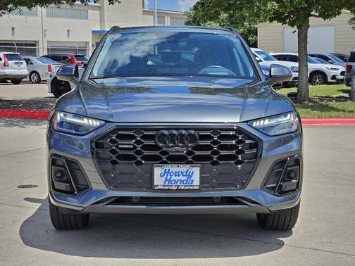 2022 Audi Q5 45 S line Prestige
