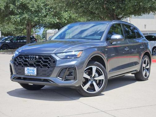 2022 Audi Q5 45 S line Prestige