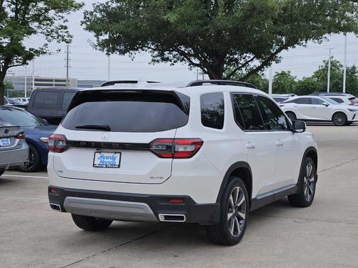 Platinum White Pearl 2023 Honda Pilot Elite