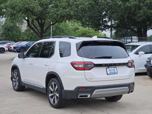 Platinum White Pearl 2023 Honda Pilot Elite