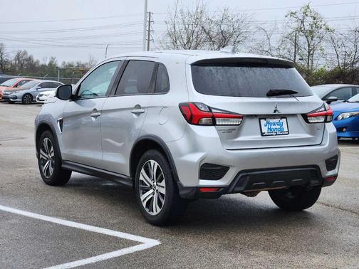2022 Mitsubishi Outlander Sport SE