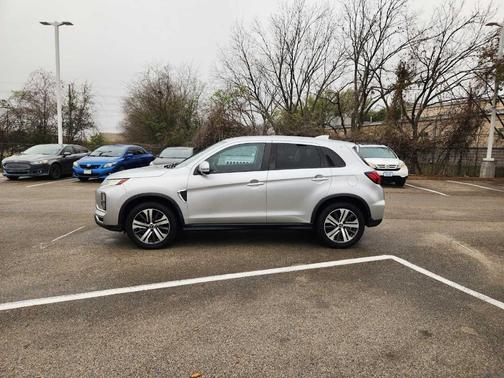 2022 Mitsubishi Outlander Sport SE