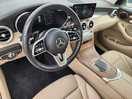 2022 Mercedes-Benz GLC 300 Base