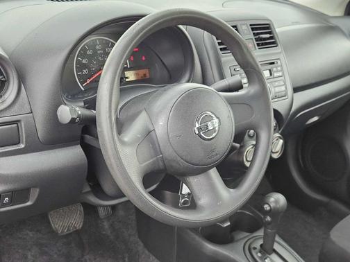 2012 Nissan Versa 1.6 S