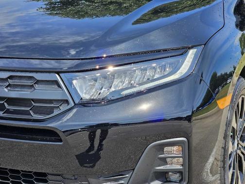 Crystal Black Pearl 2026 Honda Odyssey Sport-L