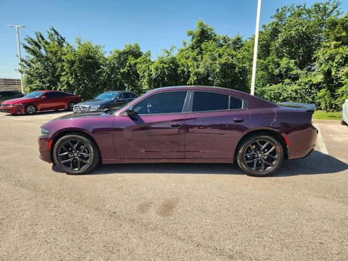 Hellraisin 2022 Dodge Charger SXT