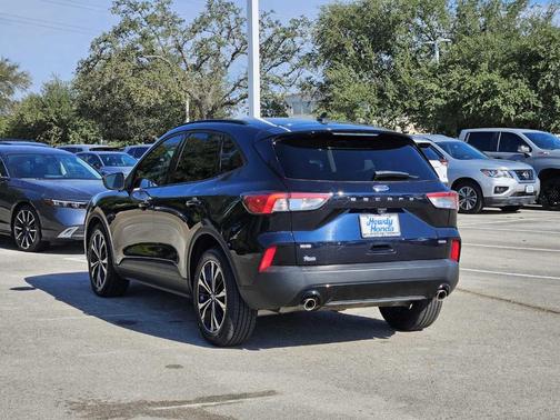 2021 Ford Escape SE