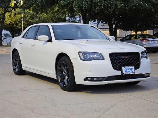 2023 Chrysler 300 S
