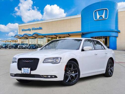 2023 Chrysler 300 S