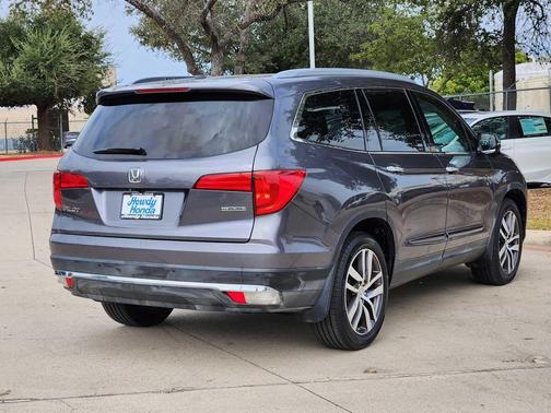2017 Honda Pilot Touring