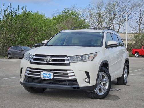 Blizzard Pearl 2017 Toyota Highlander Limited