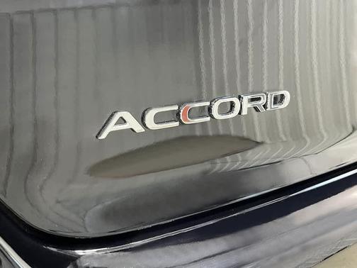 Crystal Black Pearl 2026 Honda Accord SE
