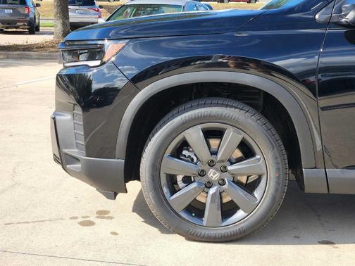 Crystal Black Pearl 2026 Honda Pilot Sport