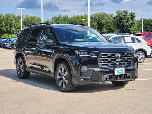 Crystal Black Pearl 2026 Honda Pilot Sport