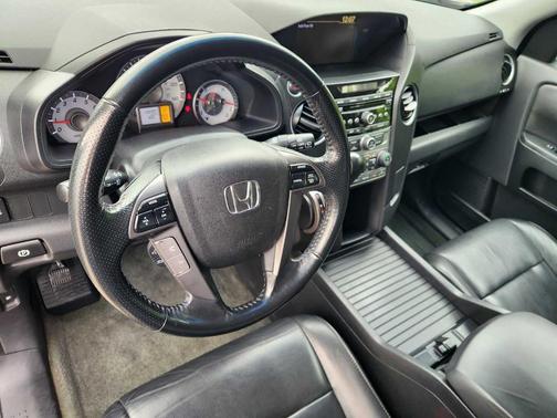 Gray 2015 Honda Pilot EX-L