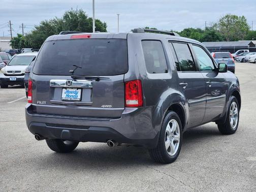 Gray 2015 Honda Pilot EX-L