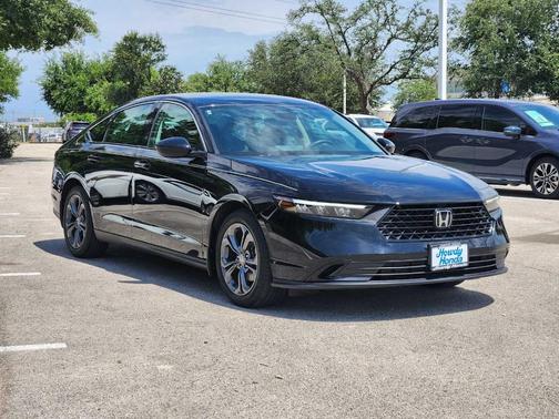 Crystal Black Pearl 2023 Honda Accord EX