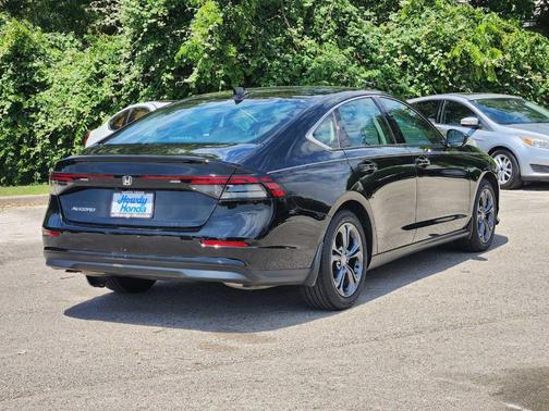 Crystal Black Pearl 2023 Honda Accord EX