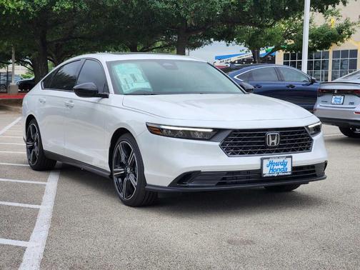 Platinum White Pearl 2026 Honda Accord SE
