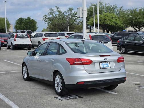 Ingot Silver 2016 Ford Focus SE