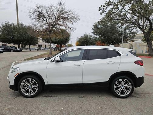 2022 BMW X2 sDrive28i