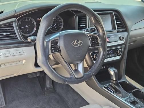 2018 Hyundai SONATA Limited