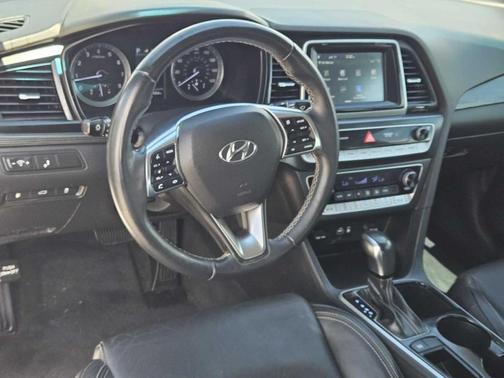 2018 Hyundai SONATA Limited