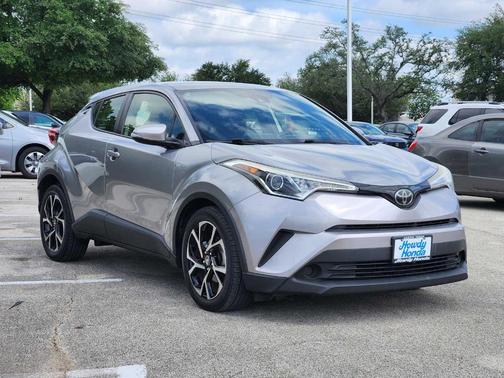 Silver Knockout Metallic 2018 Toyota C-HR XLE