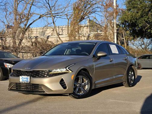 2022 Kia K5 LXS