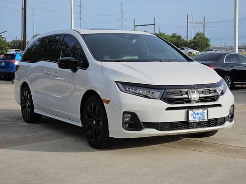 Platinum White Pearl 2026 Honda Odyssey Sport-L