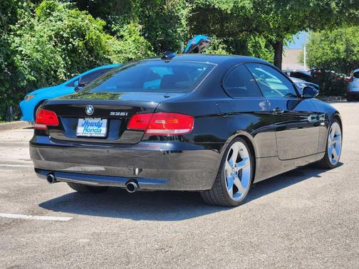 Black 2009 BMW 335 i