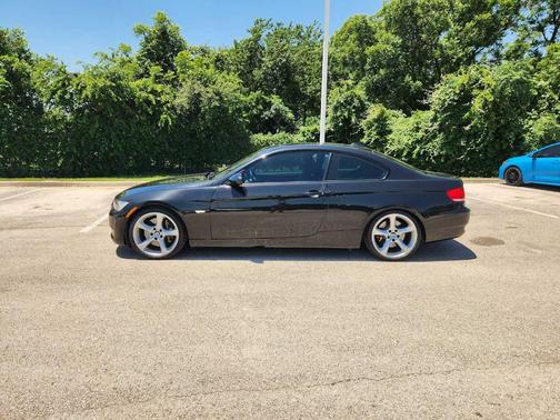 Black 2009 BMW 335 i
