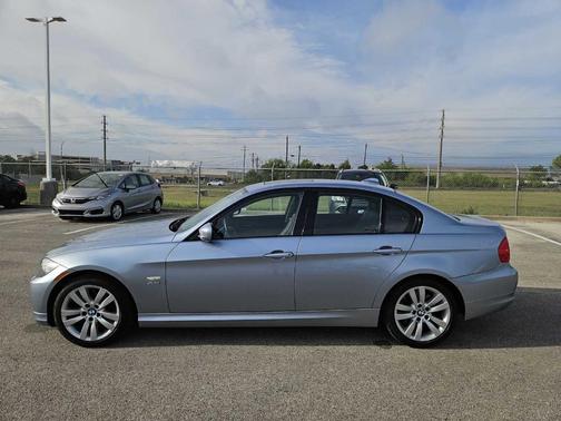 Blue Water Metallic 2009 BMW 335 i xDrive