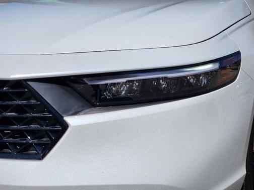 Platinum White Pearl 2026 Honda Accord Hybrid Sport-L