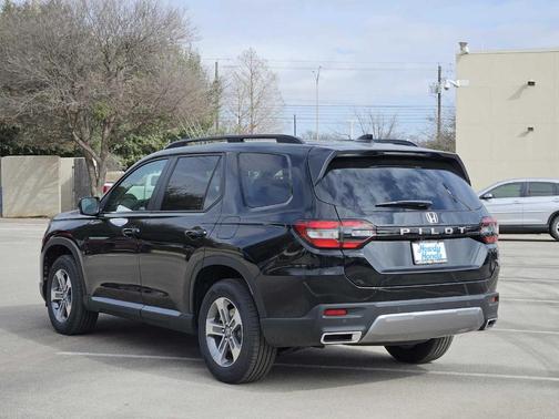 Crystal Black Pearl 2026 Honda Pilot EX-L