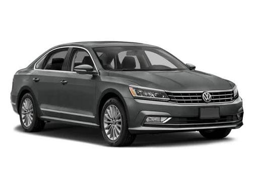 2017 Volkswagen Passat 1.8T SE w/Technology