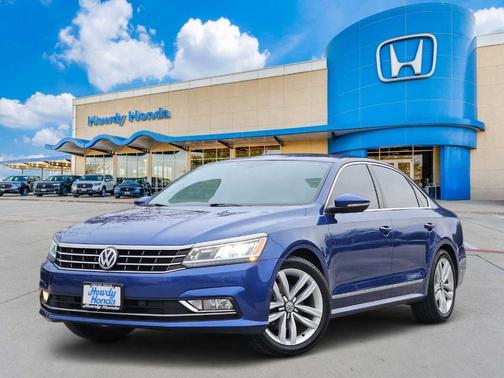 2017 Volkswagen Passat 1.8T SE w/Technology