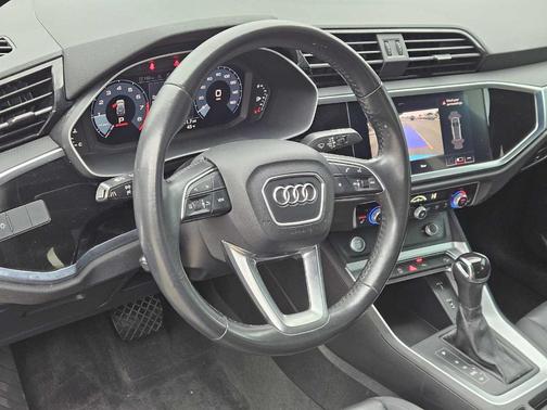 2020 Audi Q3 45 S line Premium