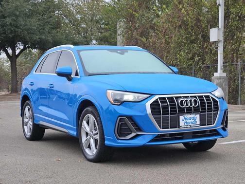 2020 Audi Q3 45 S line Premium